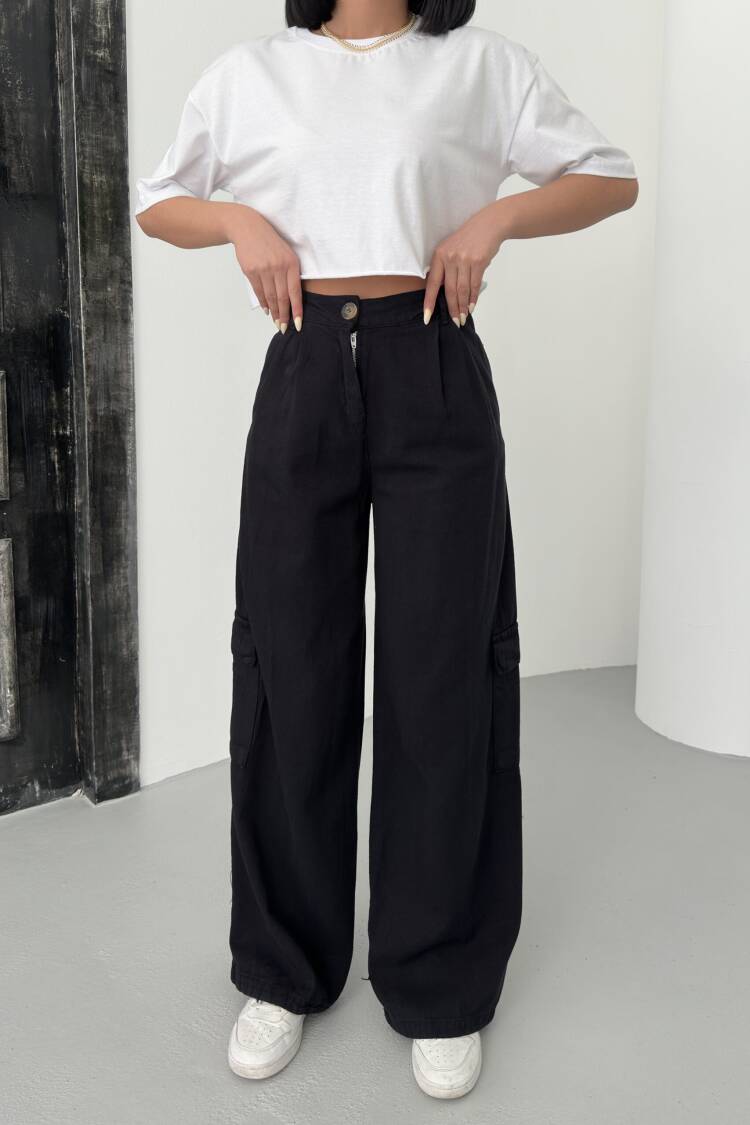 Cargo Pocket Gabardine Pants