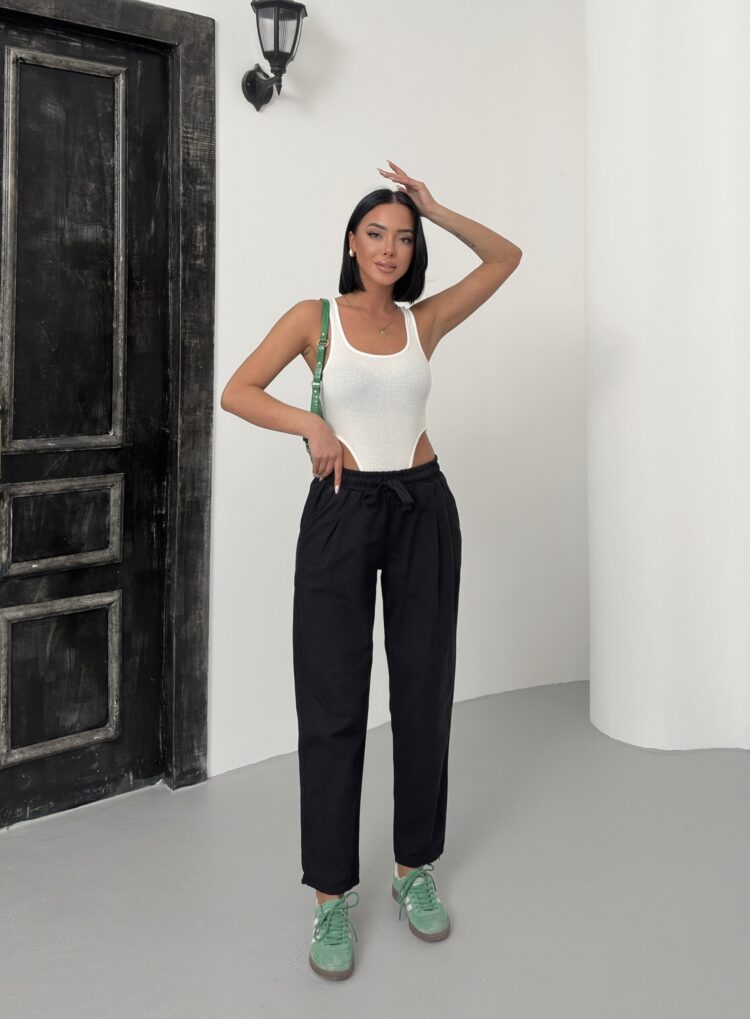 Drawstring Carrot Leg Pants