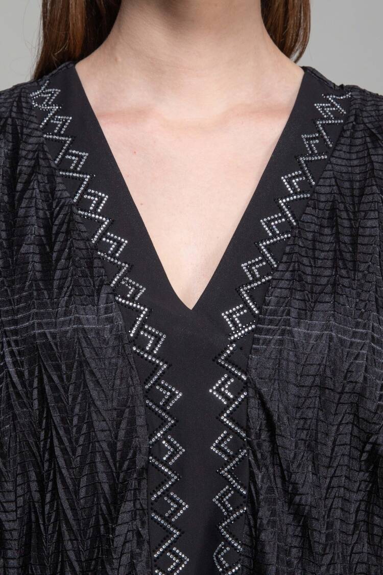 V Neck Pleated Jacquard Dress