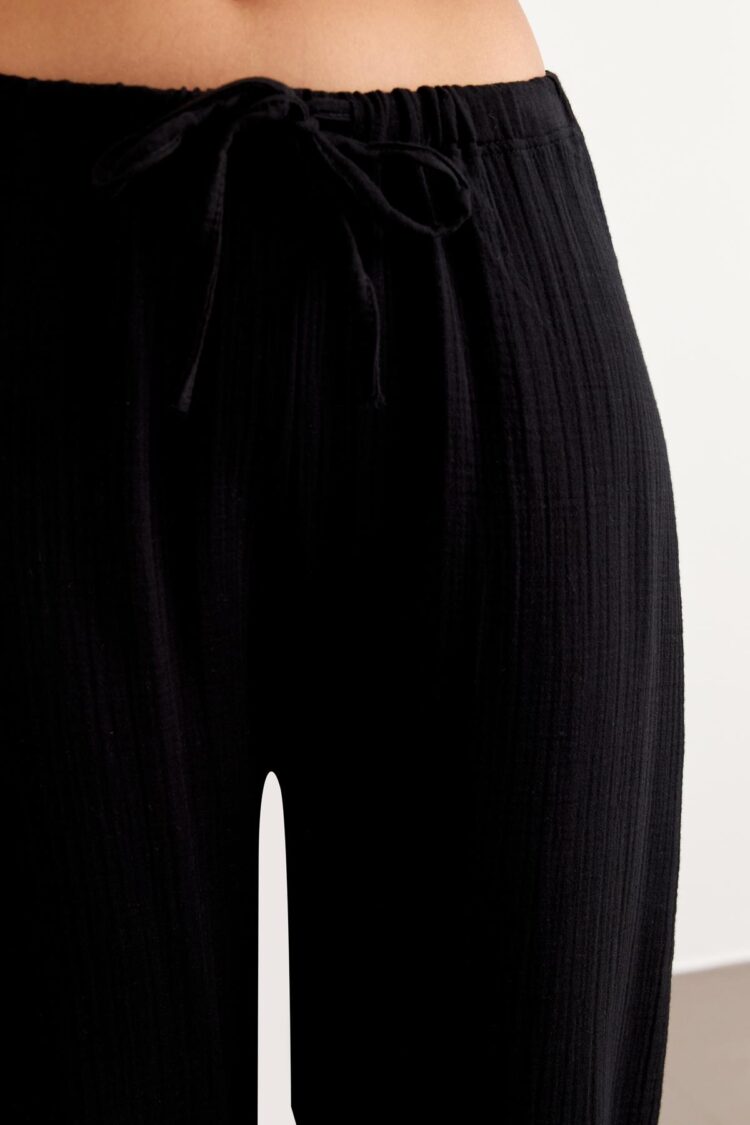 Elastic Waist Mueslin Pants
