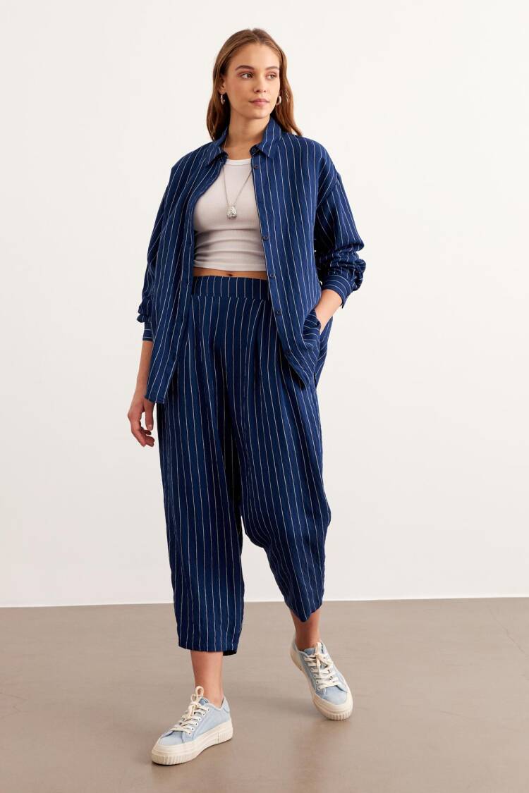 Striped Oversize ShirtWith Front Buttons - Levure - Globality Store - Women Clothes Wholesale Turkey