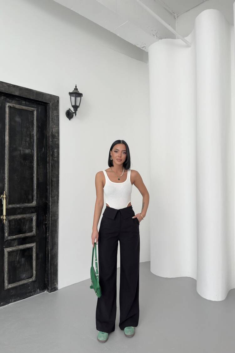 Pleated Linen Pants