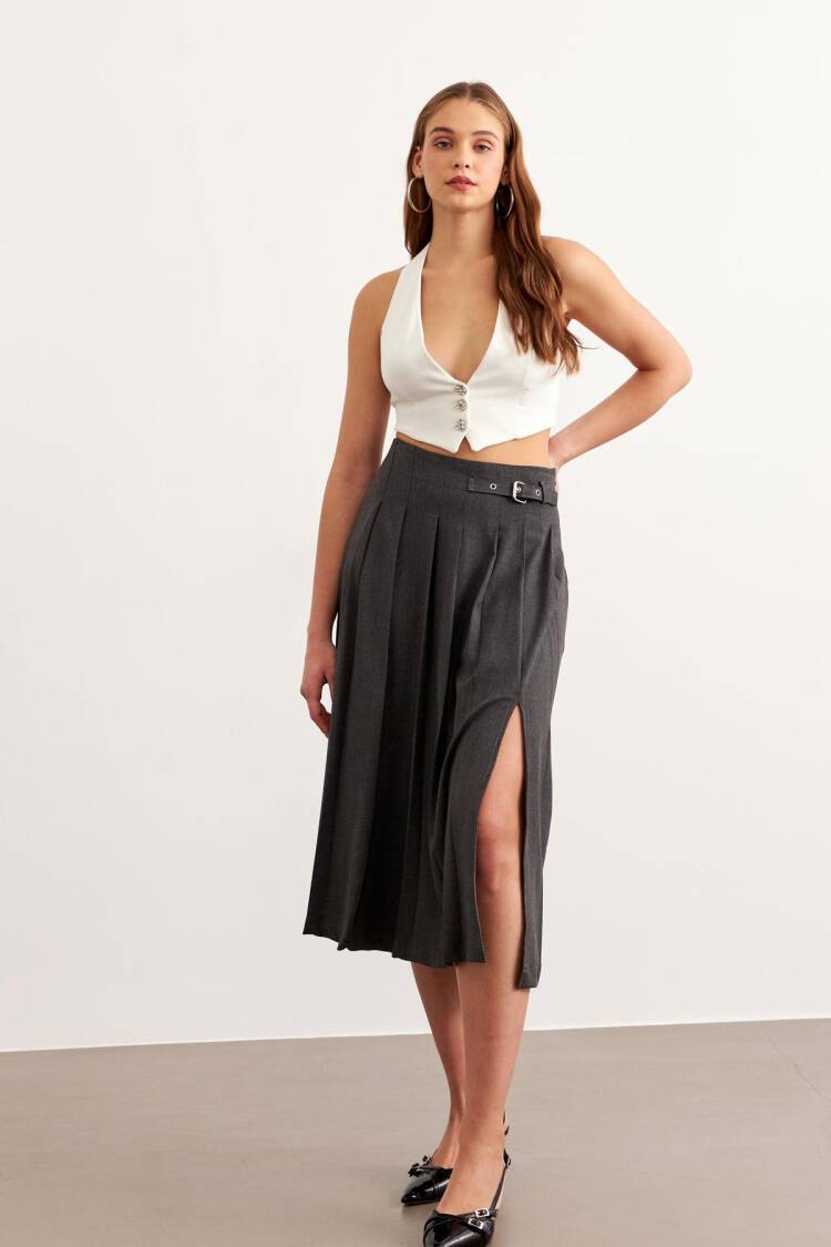 Pleated Long Skirt Grey With Reel Buckle