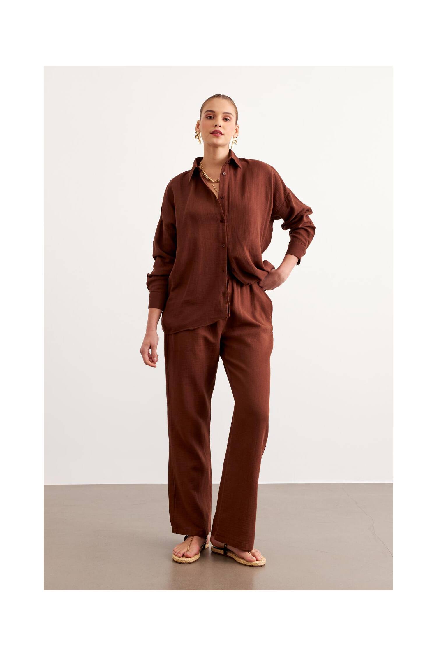 Women's Long Sleeve Oversize Mueslin Shirt - Brand: Levure - Women's Clothing Wholesale - Globality Store