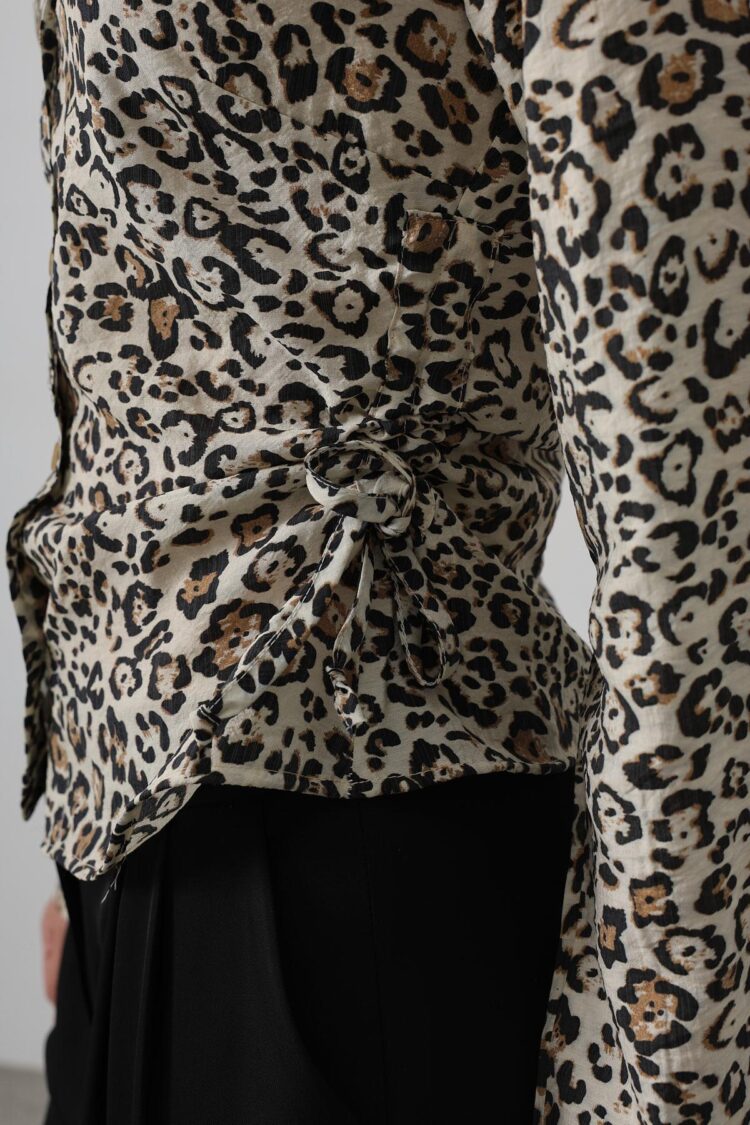 Leopard Shirt With Ruffles On The Sides - Leopard