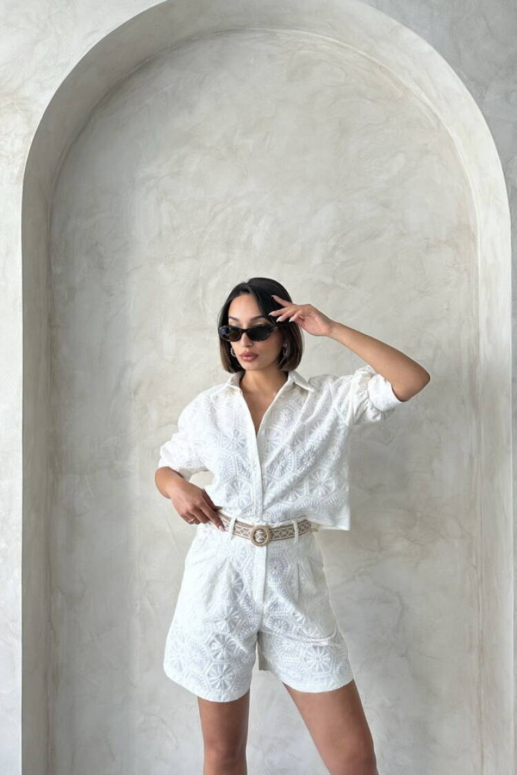 Embroidered Shorts - Cream