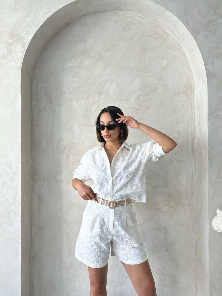 Embroidered Shorts - Cream