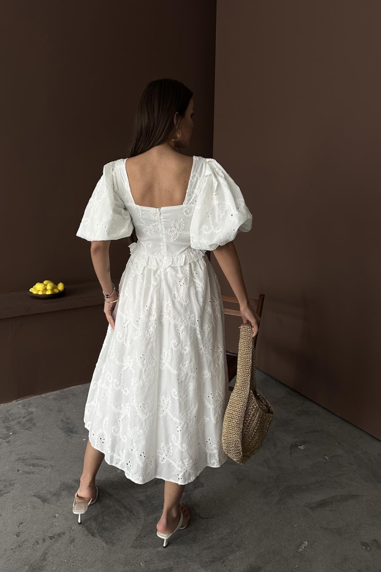 WholesaleBalloon Sleeve Lace Embroidery Dress