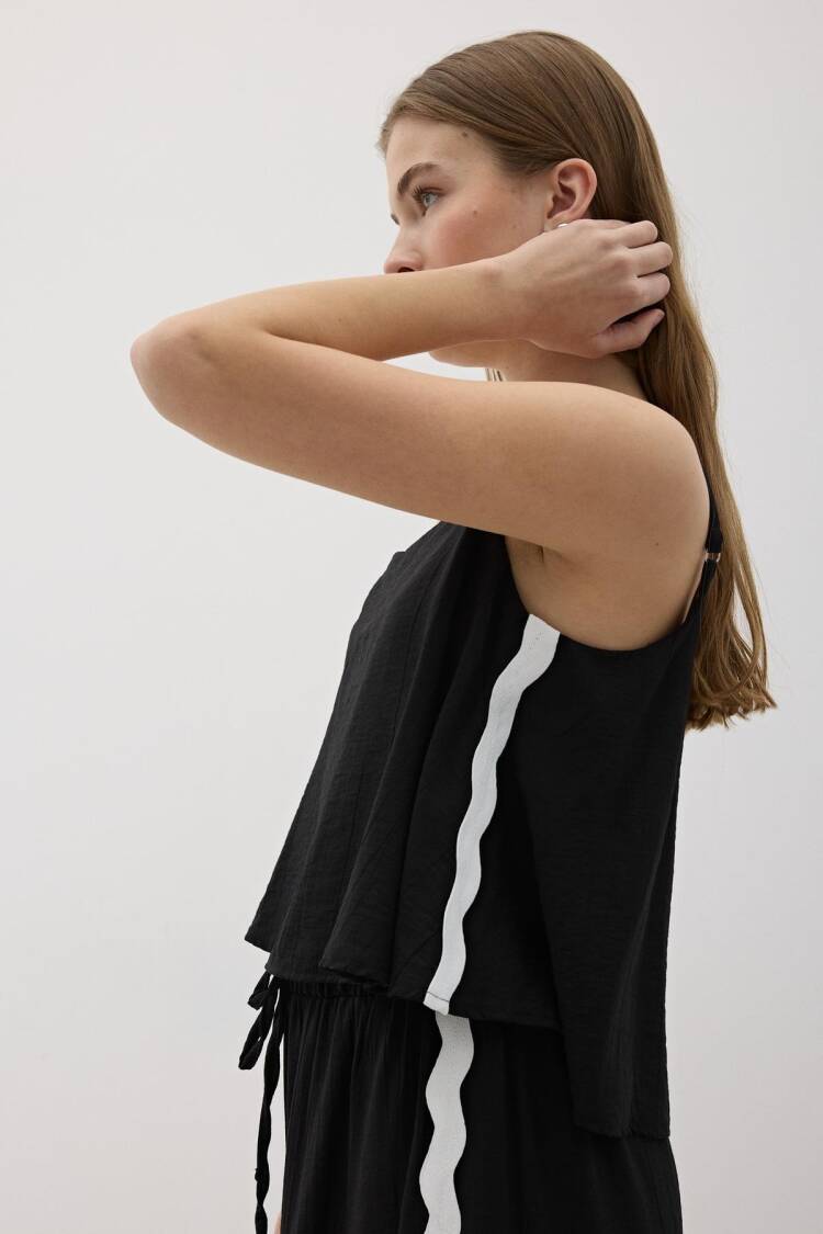 Waterstone Detailed Blouse