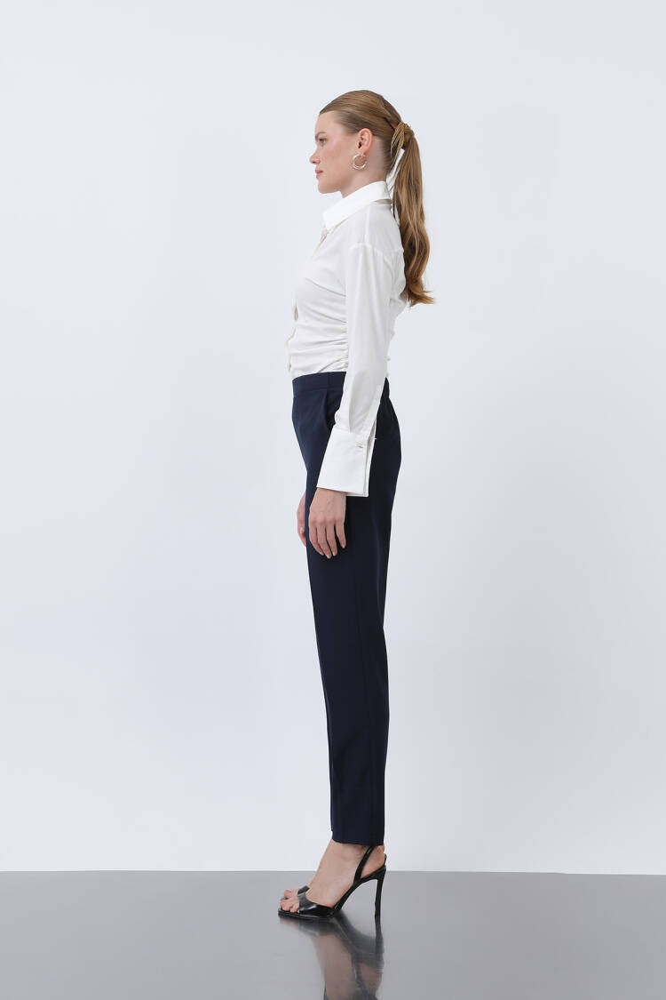 Women's Carrot Cut Pants