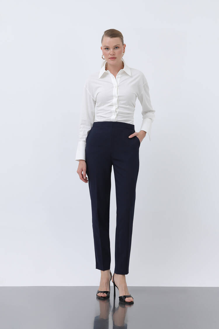Women's Carrot Cut Pants - Brand: Puane - Women's Clothing Wholesale - Globality Store