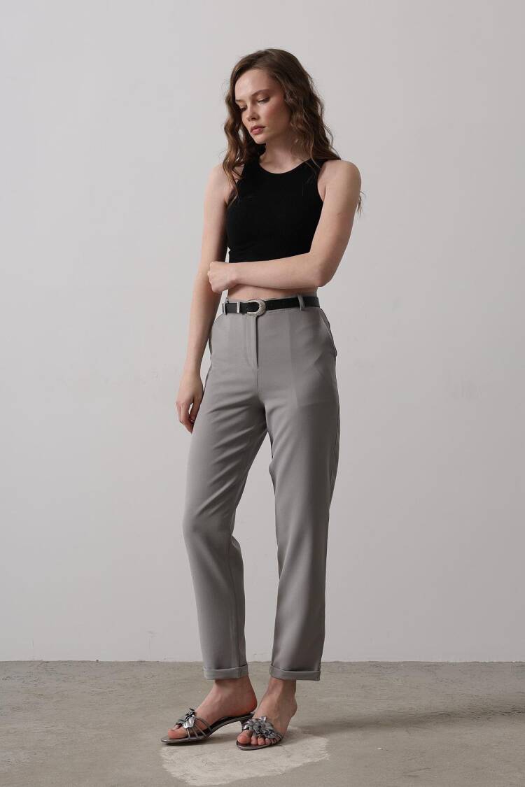 Carrot Pants With Belt