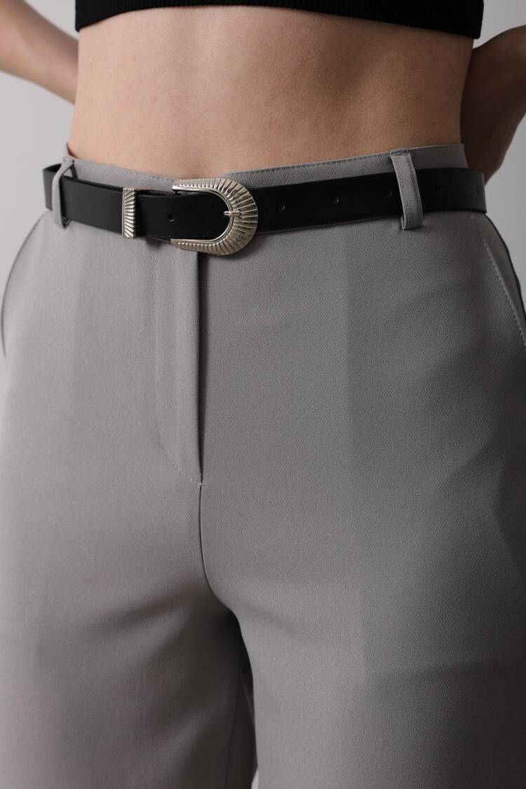 Carrot Pants With Belt