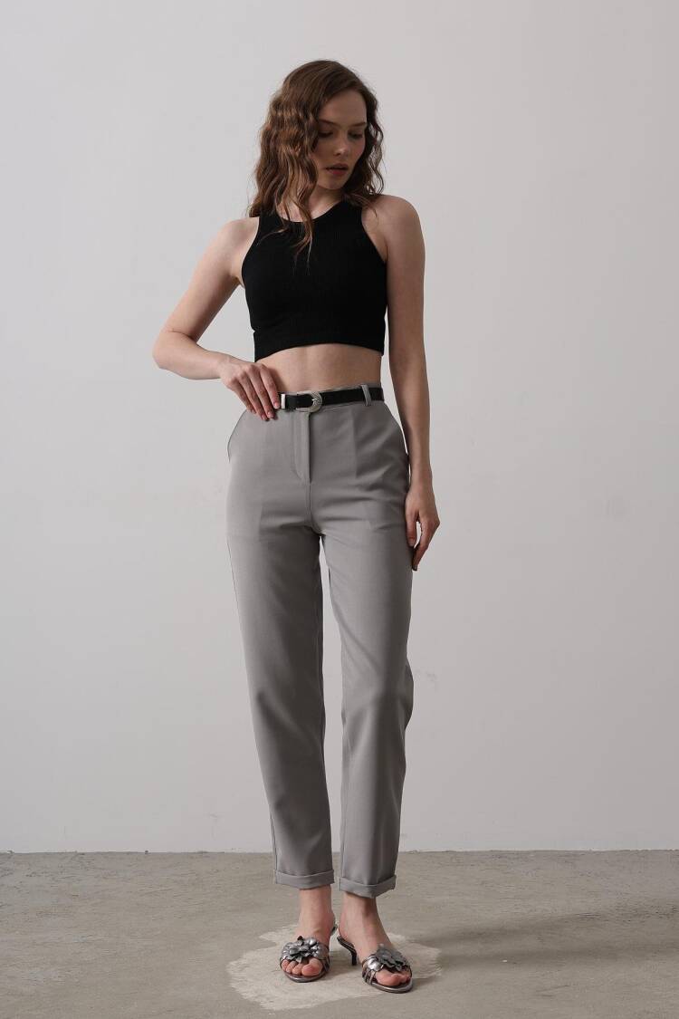 Carrot Pants With Belt