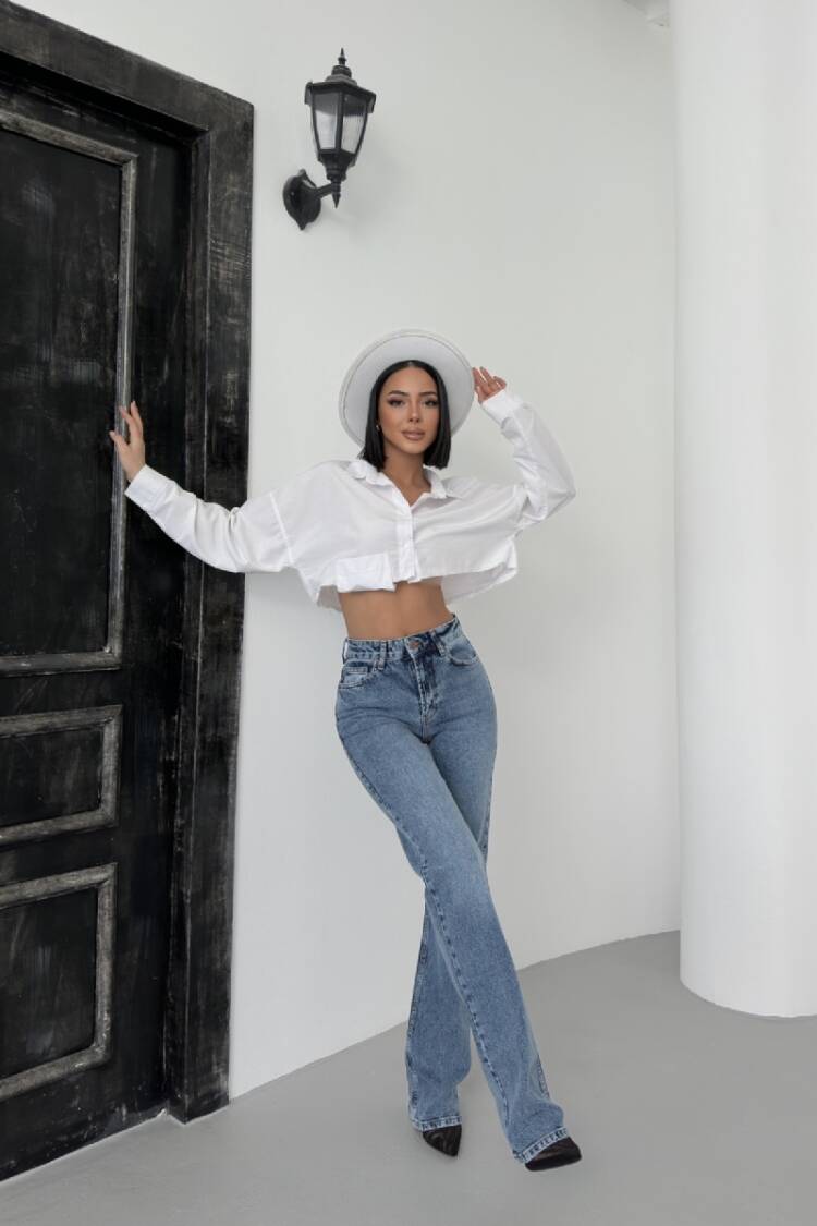 High Waist Straight Jeans