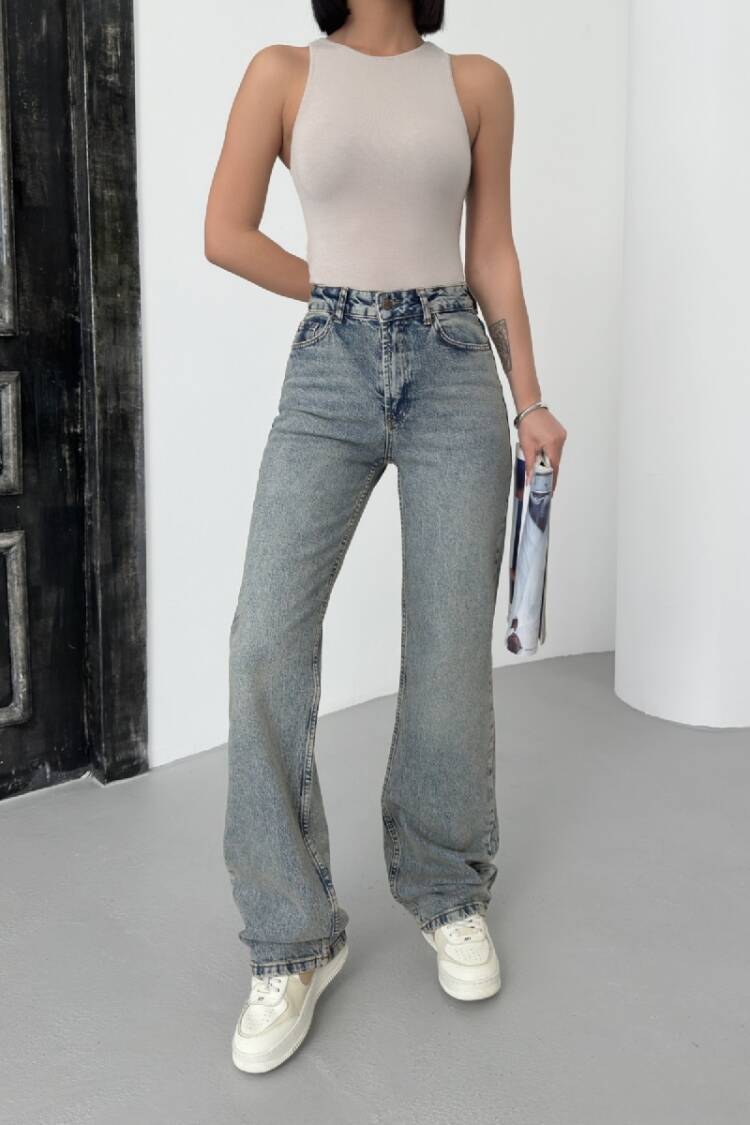 High Waist Straight Jeans