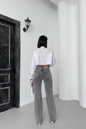 High Waist Straight Jeans - Brand: XLove - Women's Clothing Wholesale - Globality Store