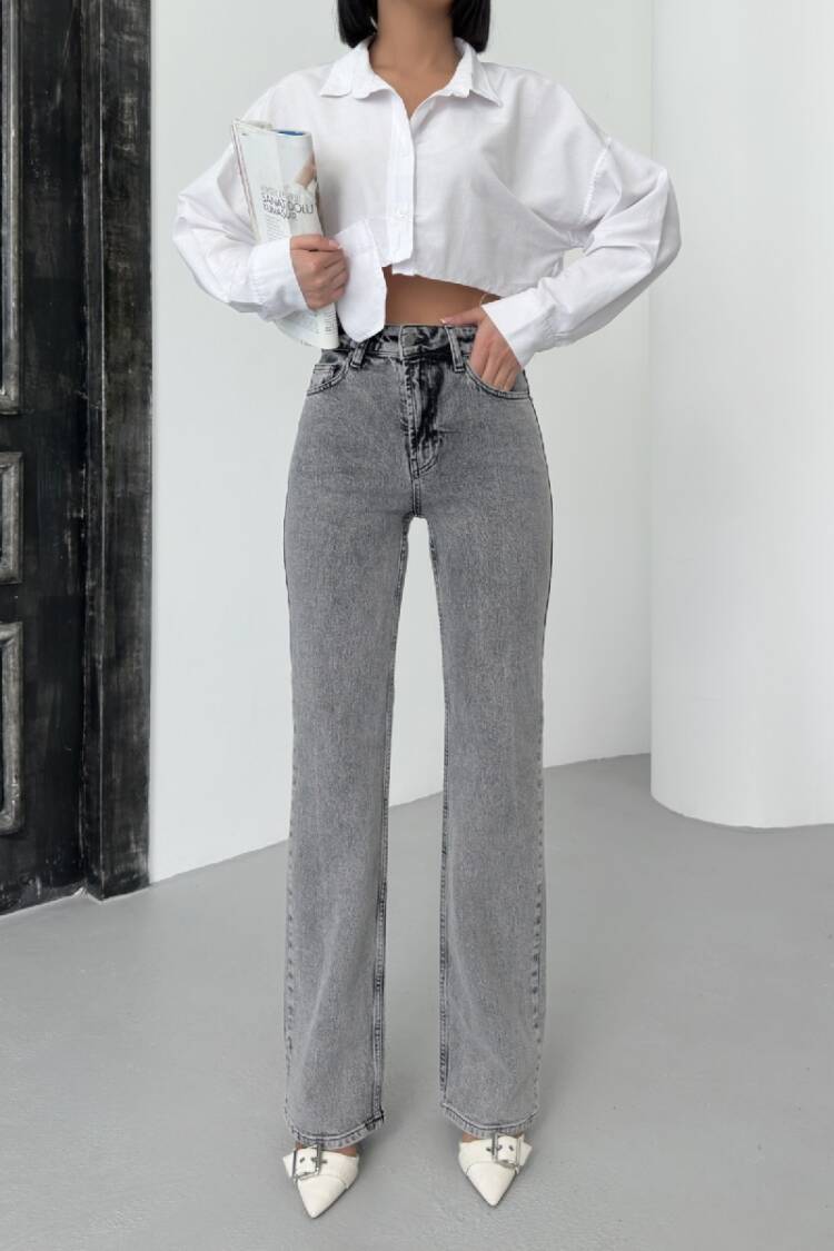 High Waist Straight Jeans - Brand: XLove - Women's Clothing Wholesale - Globality Store