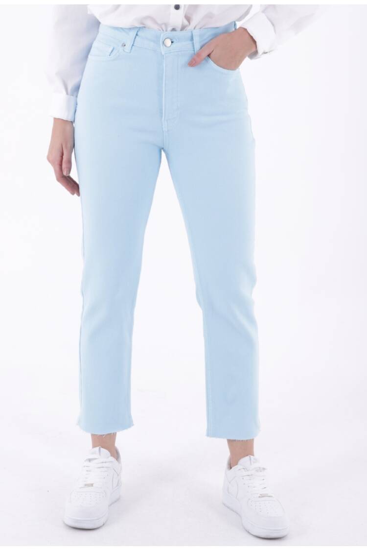 Seamless Leg Mom Fit Jeans