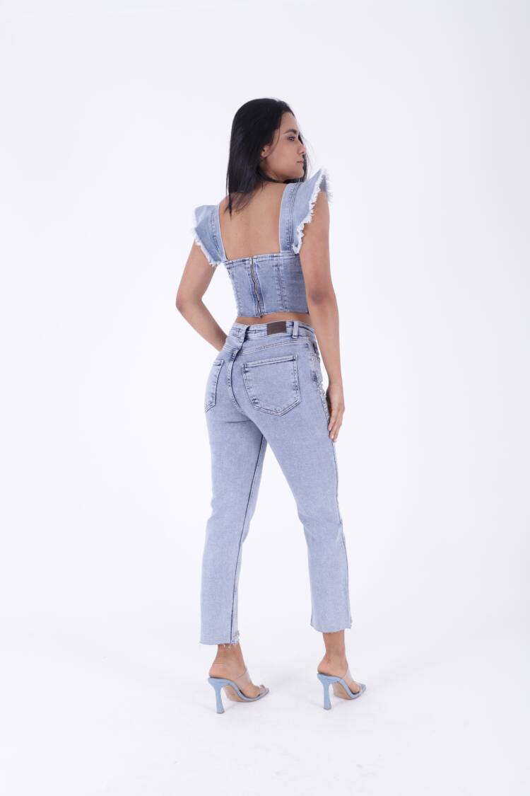 Mom Fit Jeans With Stones