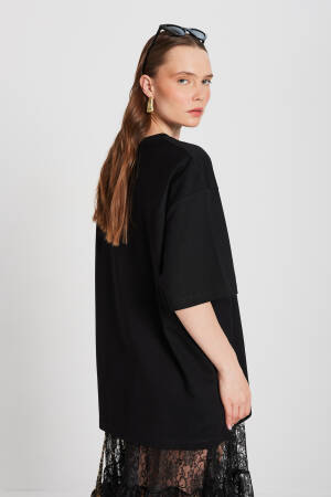 Black Oversize Embroidered T-shirt 29160 - First Angels - Globality Store - Women Clothes Wholesale Turkey