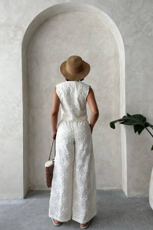 Embroidered Strainer Trousers - Brand: Topshow - Women's Clothing Wholesale - Globality Store