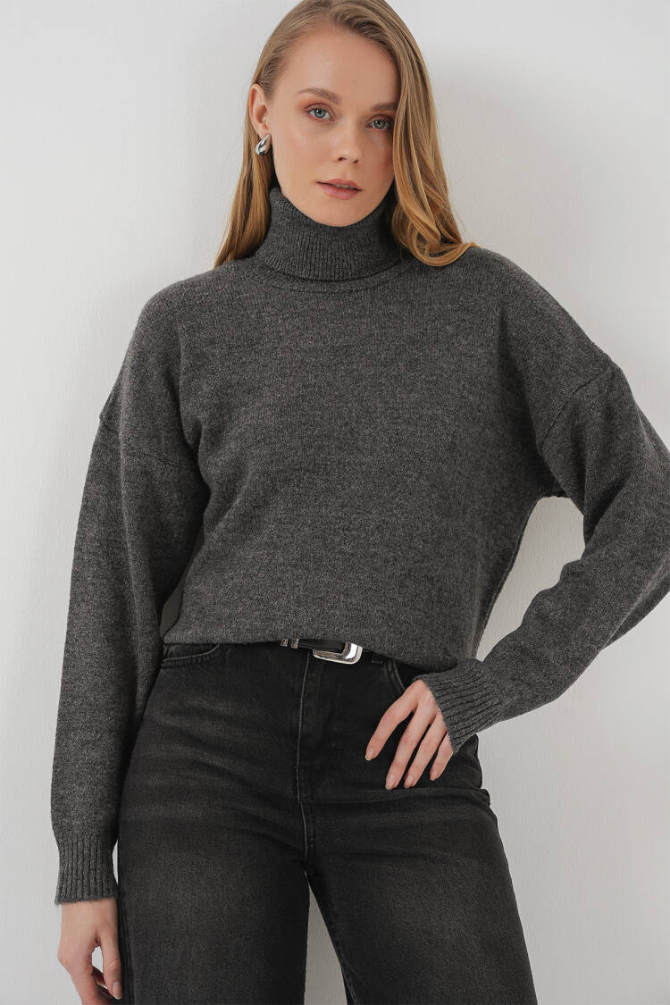 Women's Turtleneck Oversize Knitwear Sweater