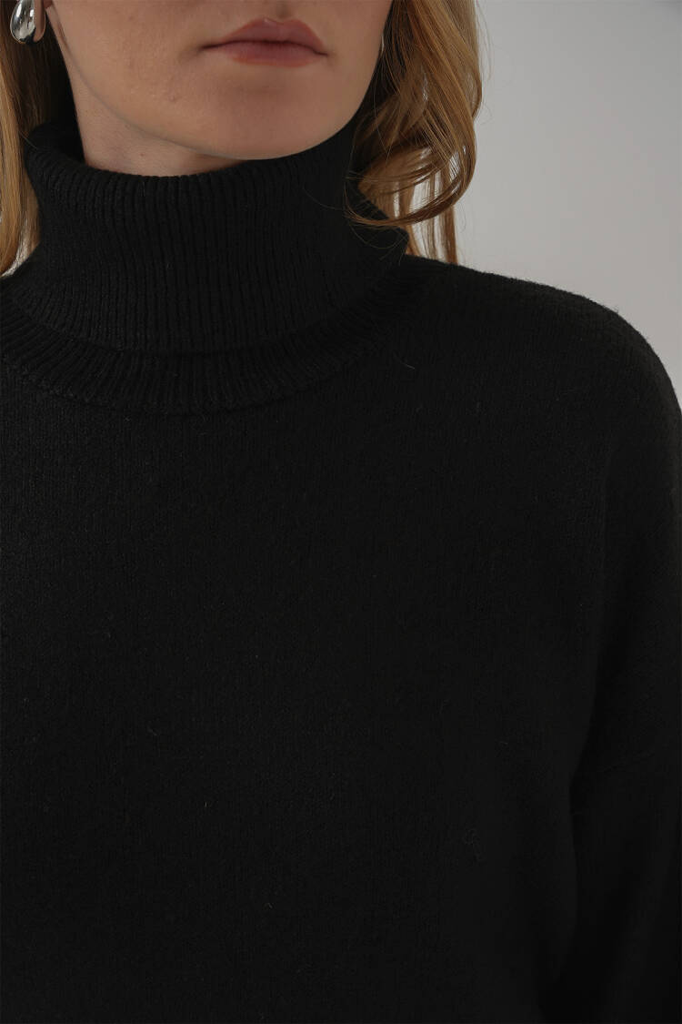 Women's Turtleneck Oversize Knitwear Sweater