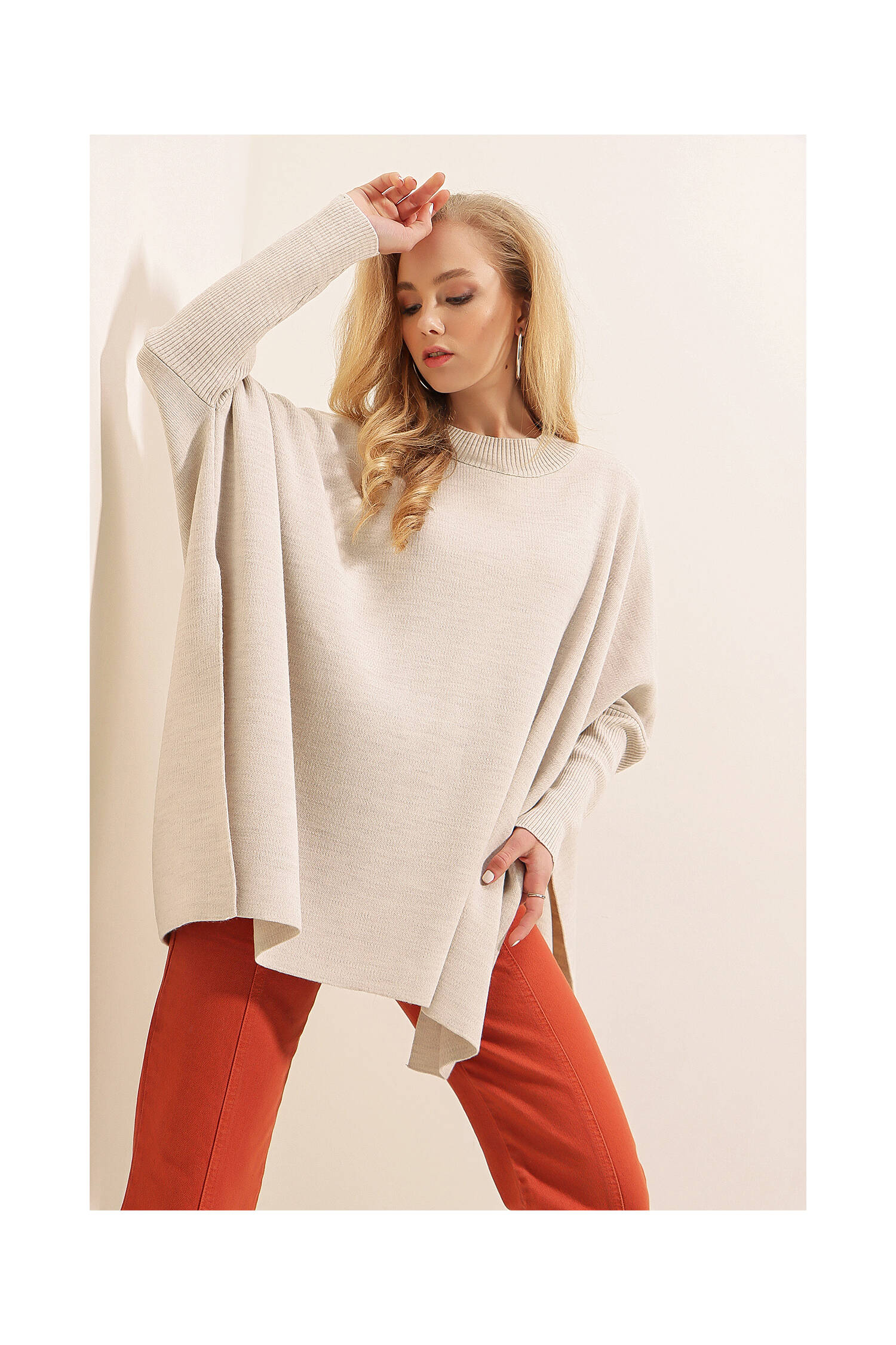 Slit Poncho Sweater - Brand: Bigdart - Women's Clothing Wholesale - Globality Store