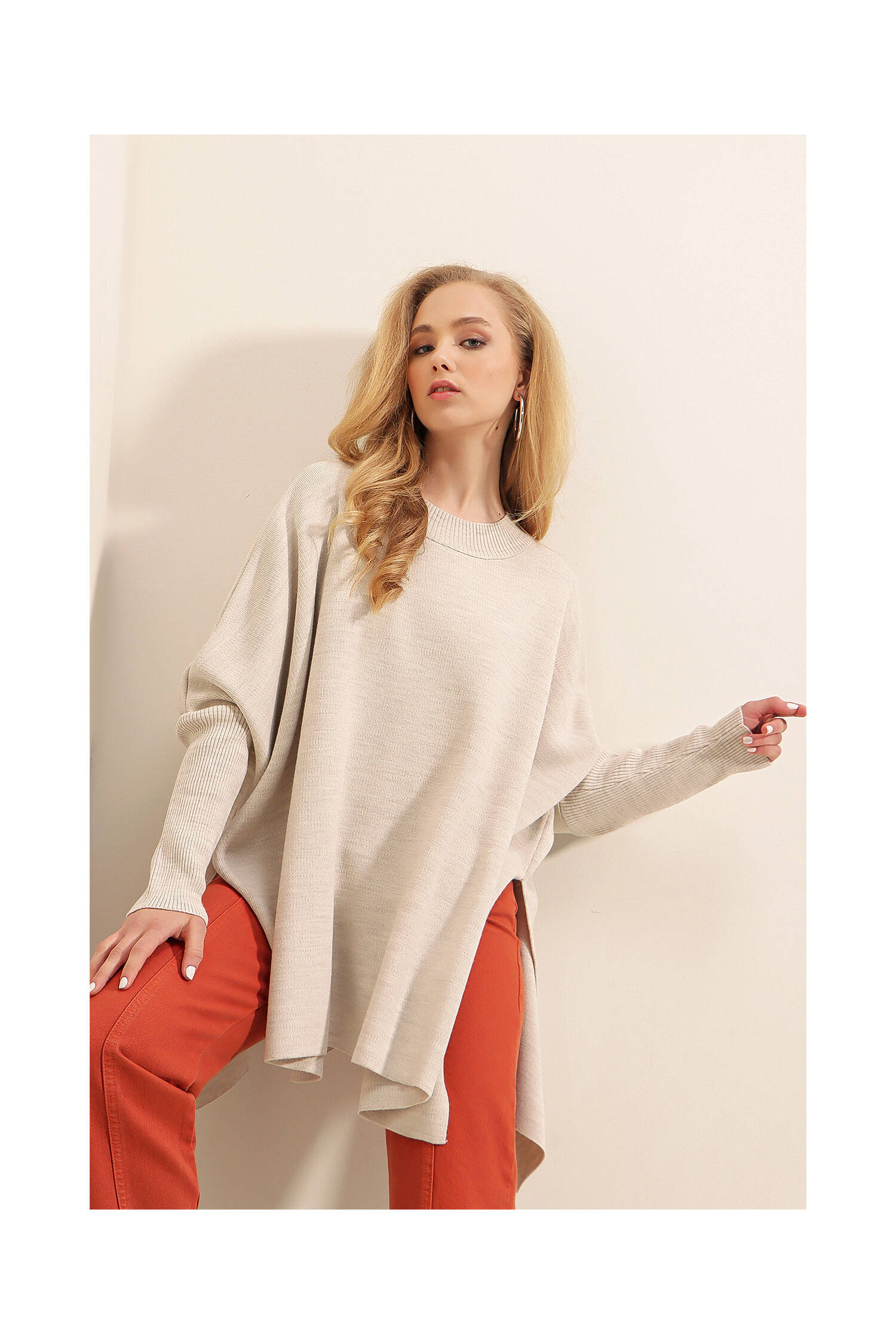 Slit Poncho Sweater - Brand: Bigdart - Women's Clothing Wholesale - Globality Store