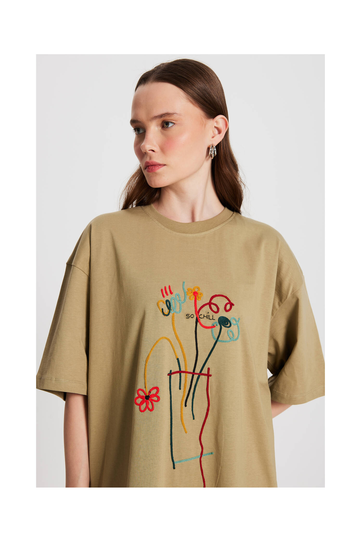 MoldOversize Embroidered T-shirt 29161 - Brand: First Angels - Women's Clothing Wholesale - Globality Store