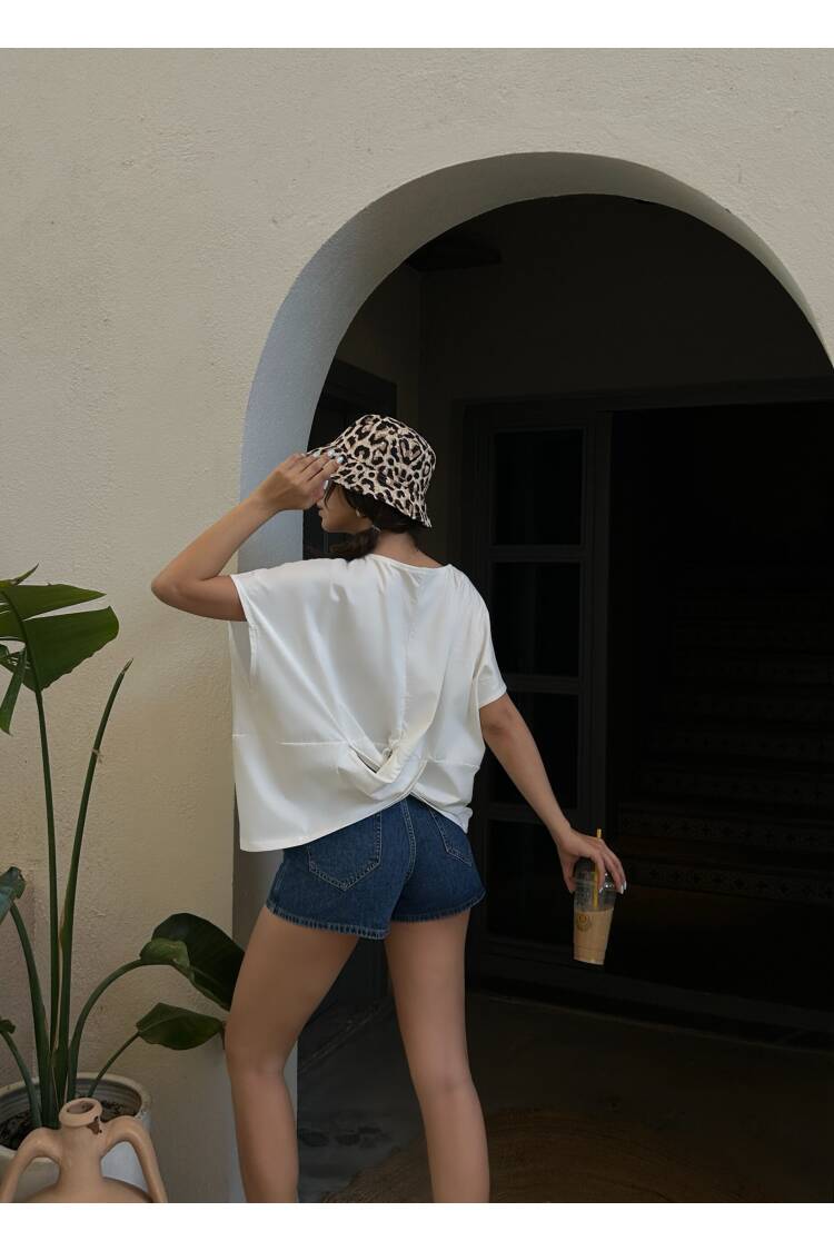 Design Combed Blouse WithBack Pattern 29113