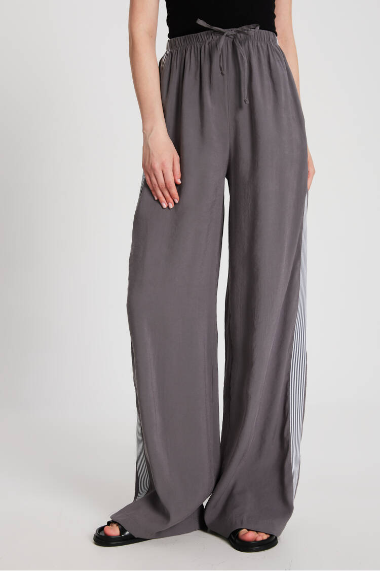 100% Modal Loose Fit Side Striped Pants 29139