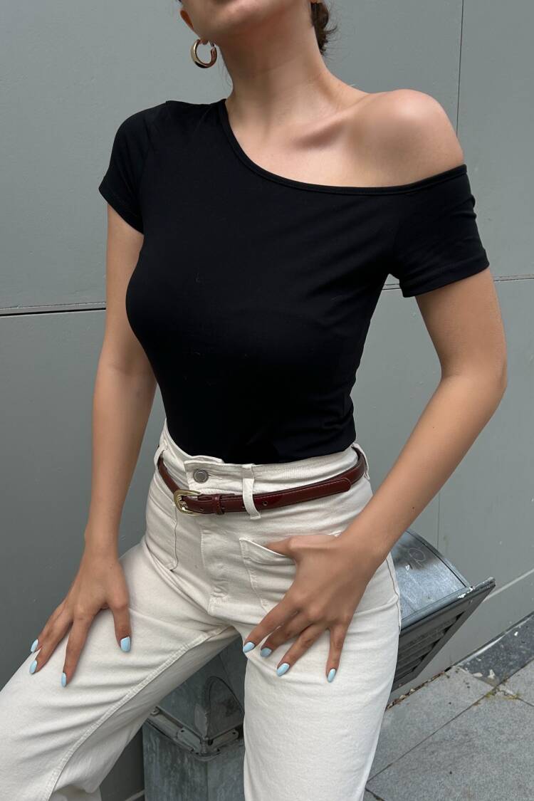 Black Boat Neck Cotton Fabric Short Sleeve Bodysuit 29129 - First Angels - Globality Store - Women Clothes Wholesale Turkey