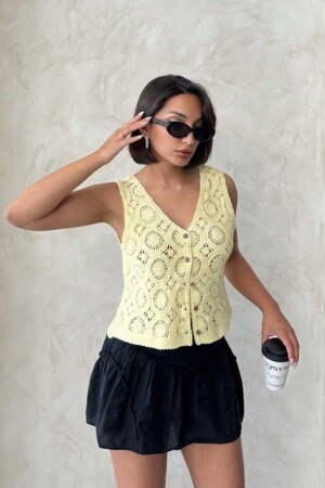 Buttoned Lace Vest - Brand: Topshow - Women's Clothing Wholesale - Globality Store