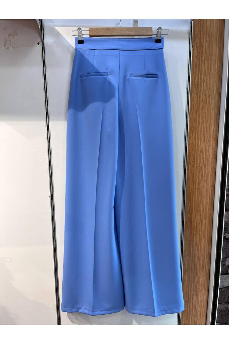 Three Button Detailed Palazzo Pants
