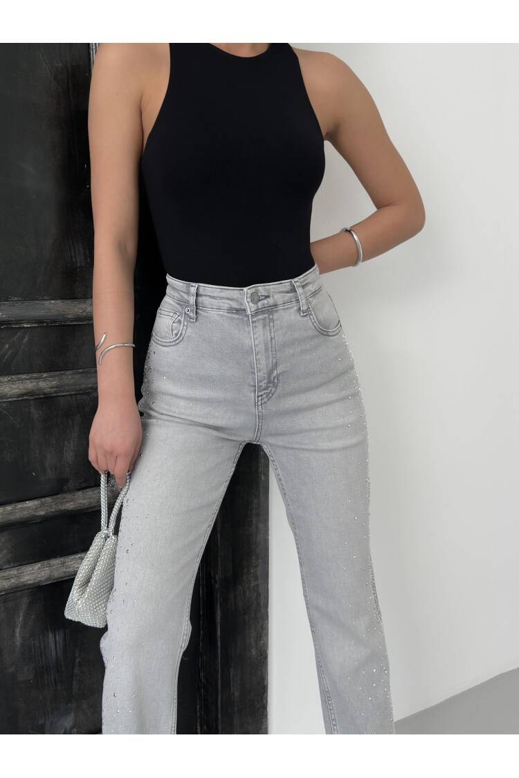 High Waist Pipeline Cut Stone Detailed Gray Jeans
