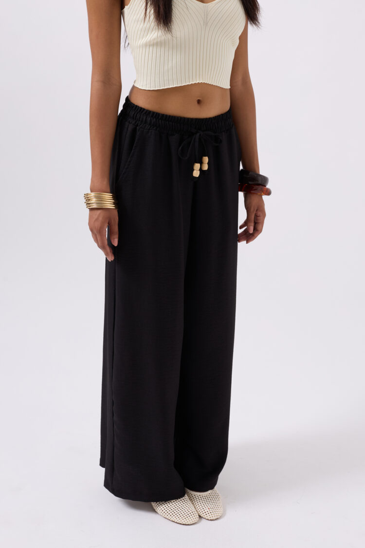 Accessory Detail Linen Pants