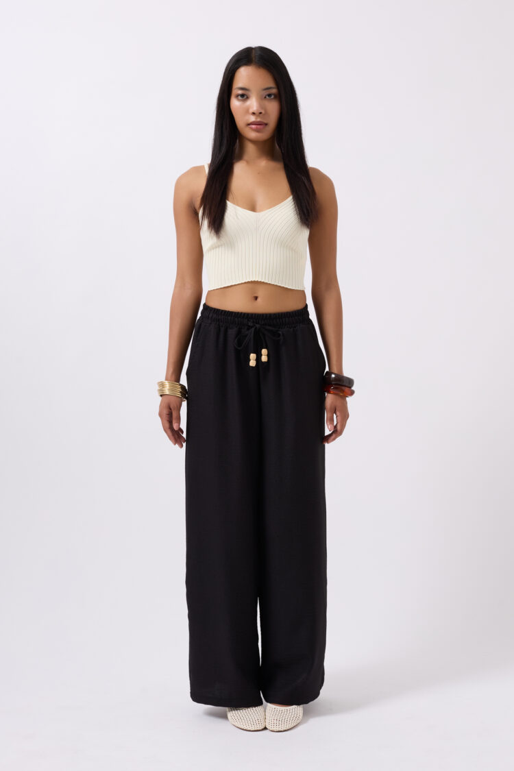 Accessory Detail Linen Pants