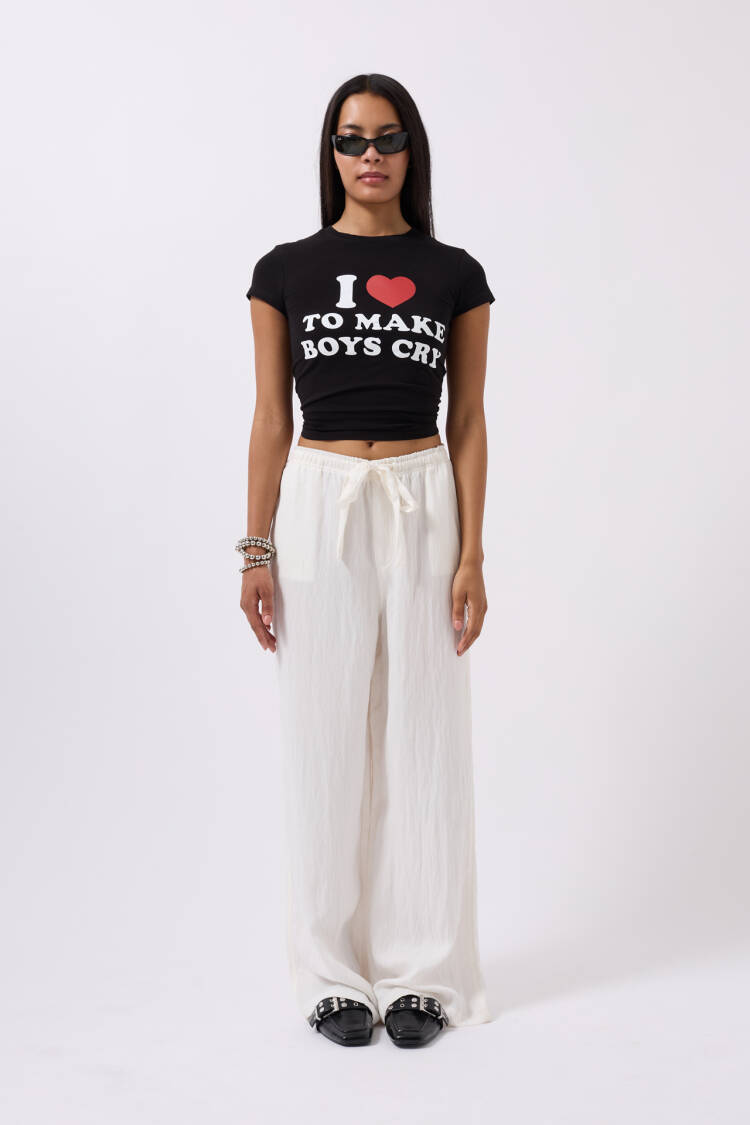 Embroidery Detail Printed Crop T-shirt