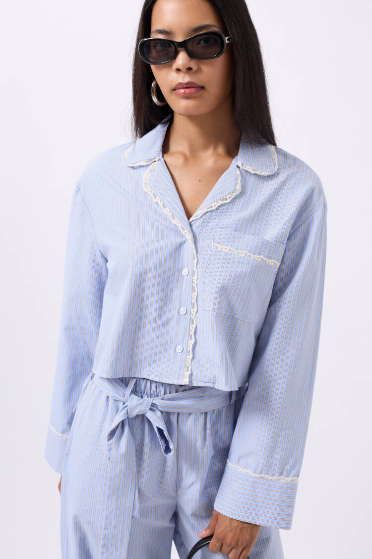 Striped Pocket Detail Crop Shirt