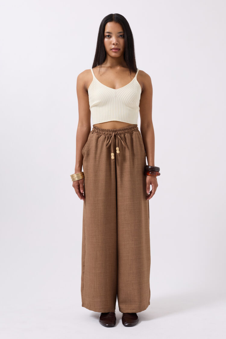 Accessory Detail Linen Pants