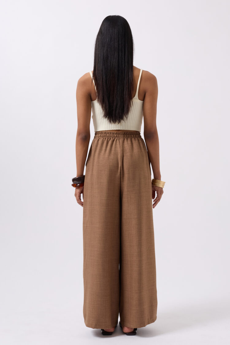 Accessory Detail Linen Pants