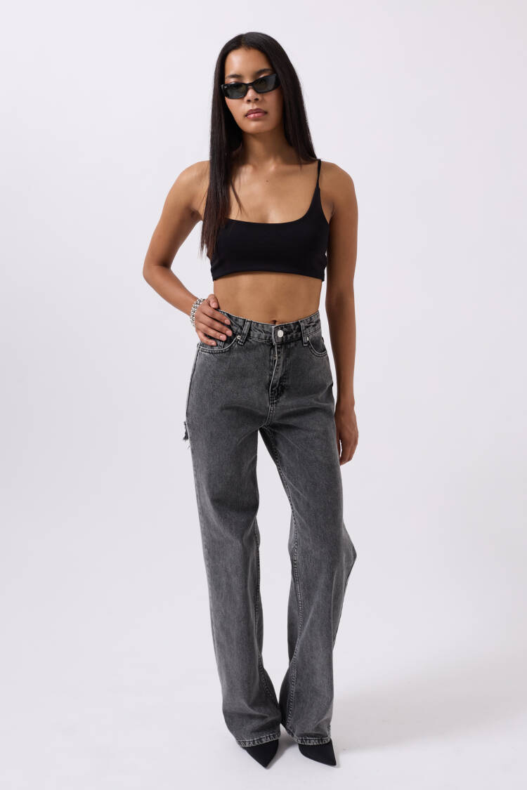 Back Laser Cut Loose Leg Jean