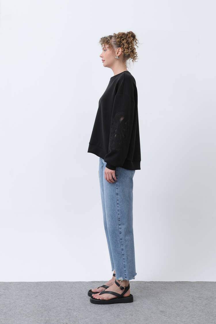 Women's Sleeves Mesh Embroidered Sweatshirt