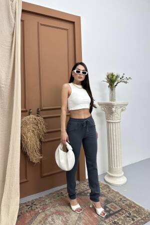 Women's Elastic Waist Slim LegJogger Pants - LACARINO - Globality Store - Women Clothes Wholesale Turkey