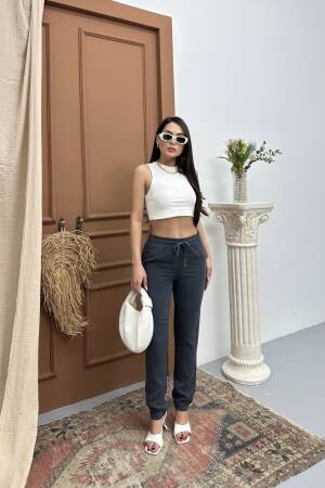 Women's Elastic Waist Slim LegJogger Pants - LACARINO - Globality Store - Women Clothes Wholesale Turkey
