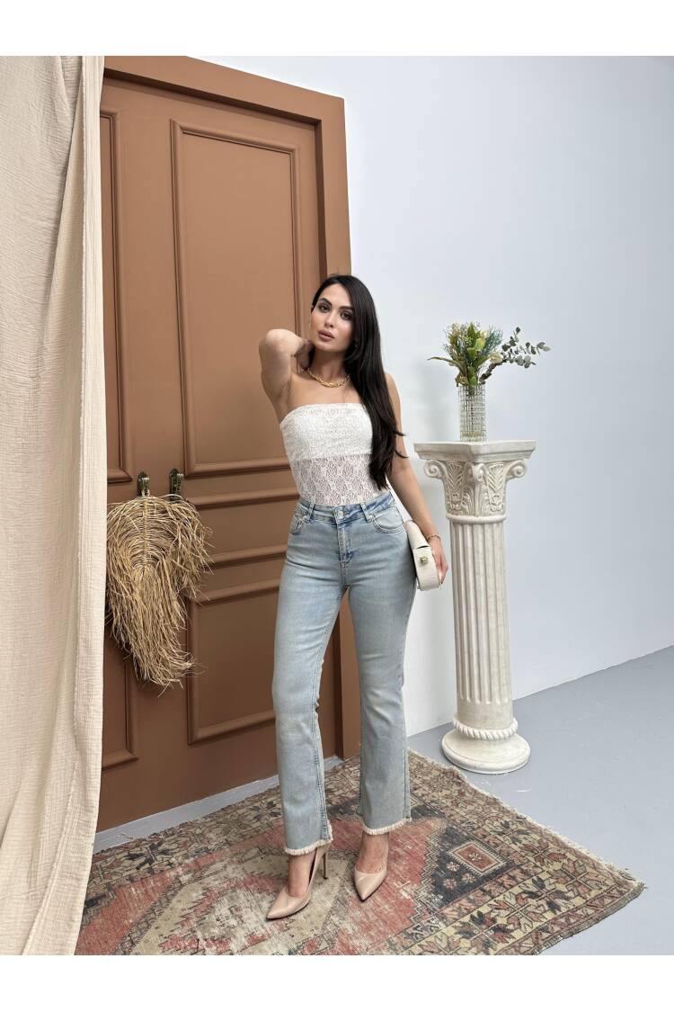 High Waist Leg Tassel Detailed LightTint Jeans