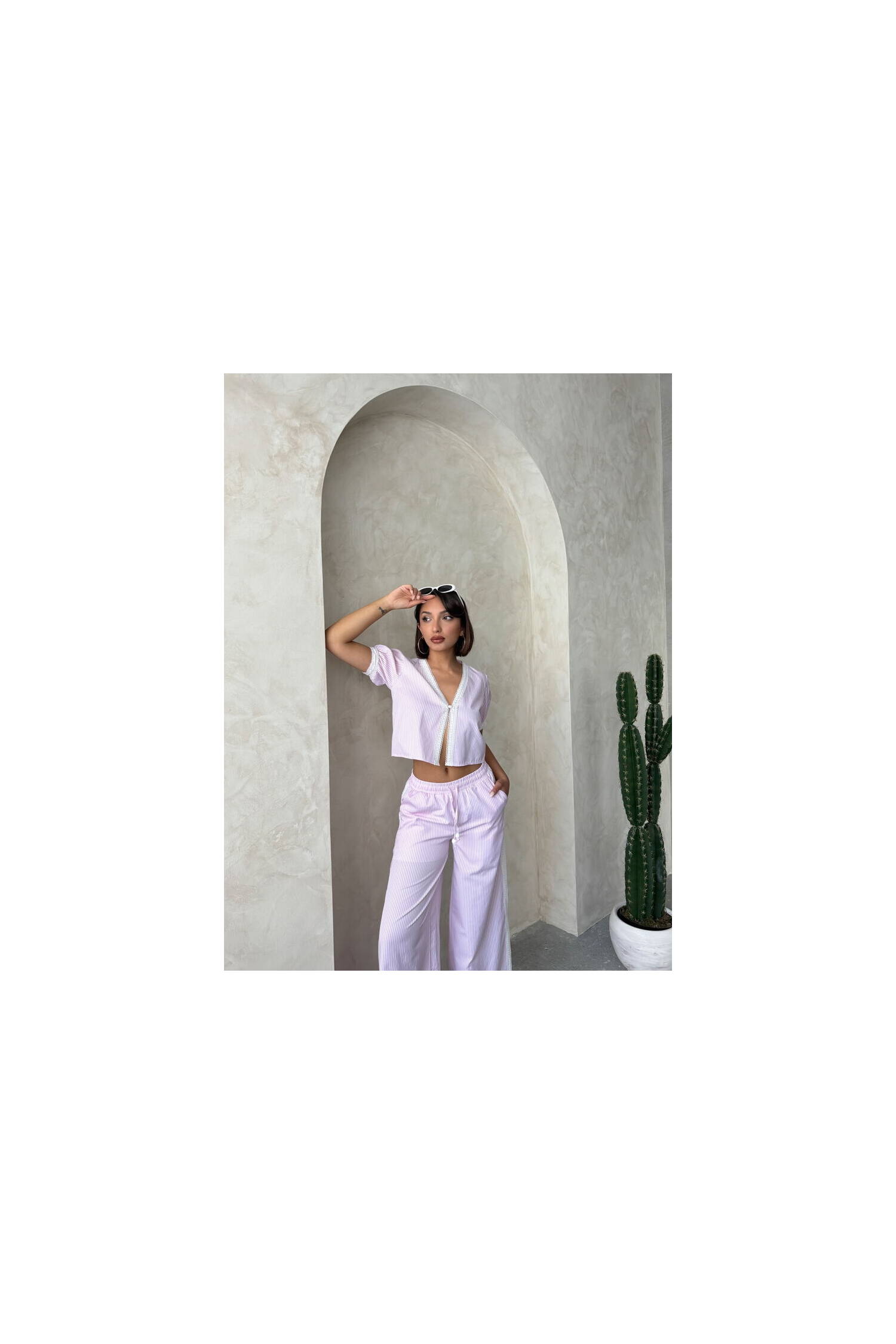 Guipure Detailed Striped Blouse - Brand: Topshow - Women's Clothing Wholesale - Globality Store