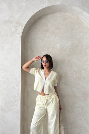 Guipure Detailed Striped Blouse - Brand: Topshow - Women's Clothing Wholesale - Globality Store